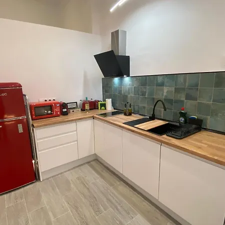 La Casa Roja Apartment *